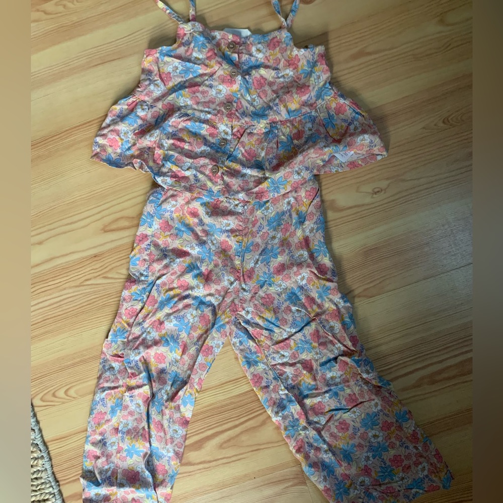 🌷H&M toddler girls set NWOT size 3/4T